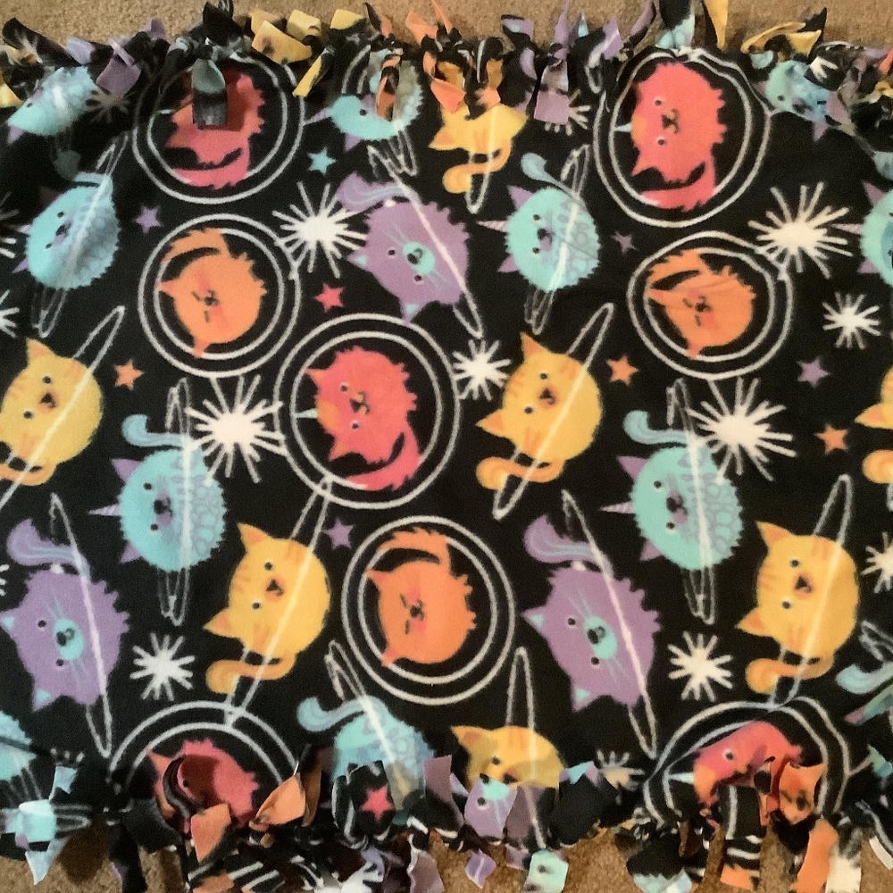 Handmade fleece tie blanket - Cats in Space